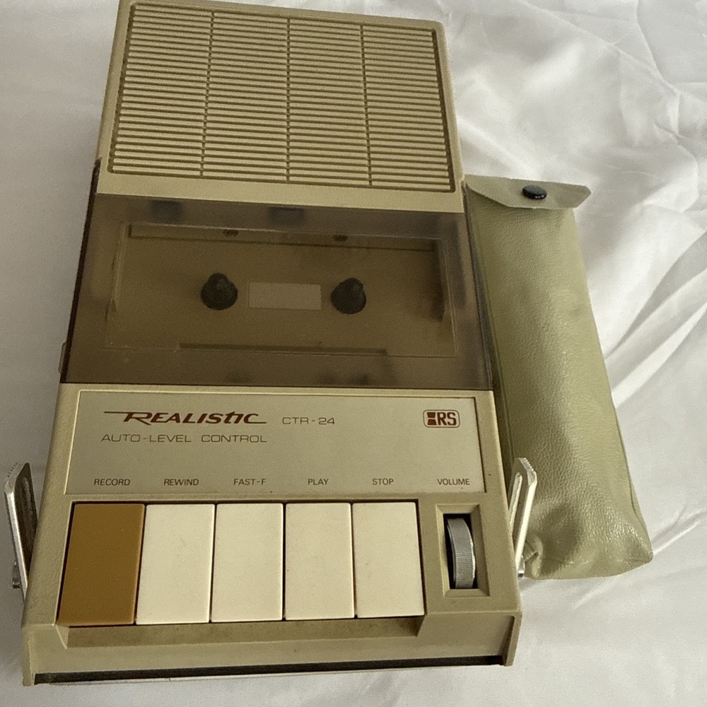 Vintage Realistic CTR-24 Cassette Tape Recorder Player Portable Retro 14-840